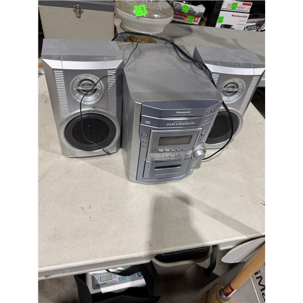 Panasonic CD stereo system five CD changer