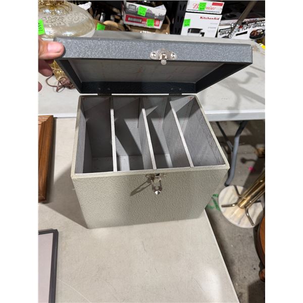 Storage box
