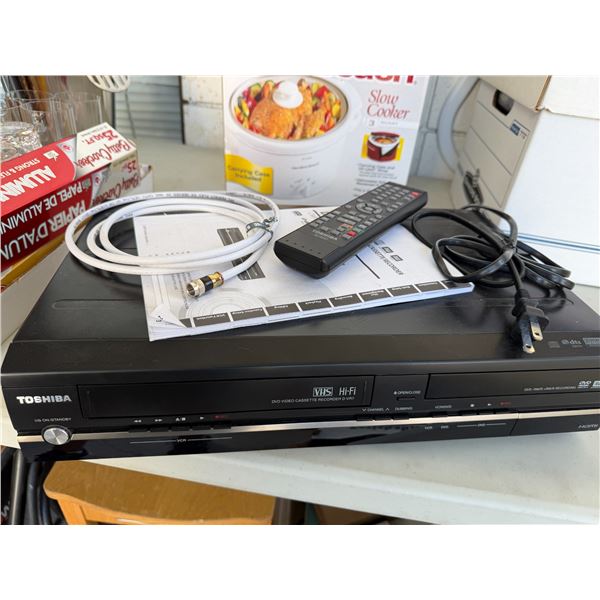 Toshiba, VHS/DVD player