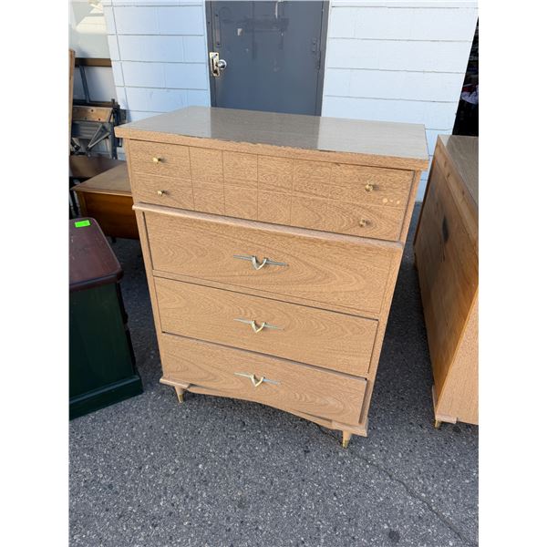 Highboy 30x 17x40.5