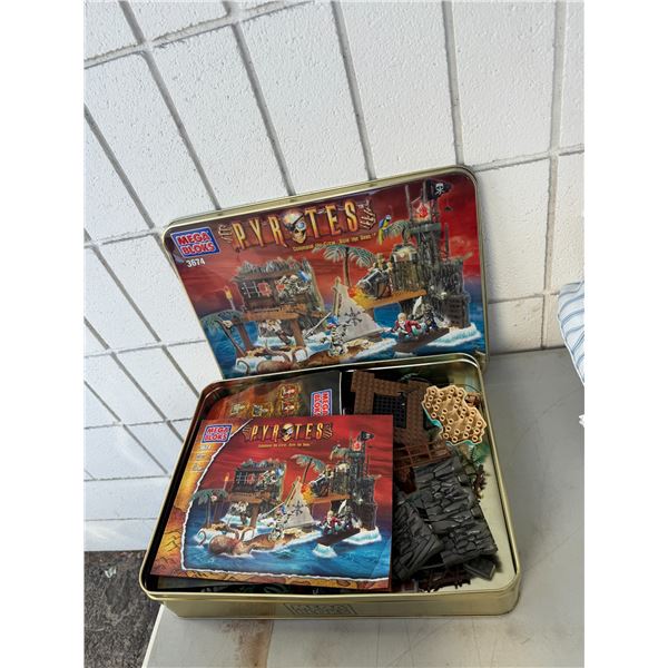 Mega blocks pirates