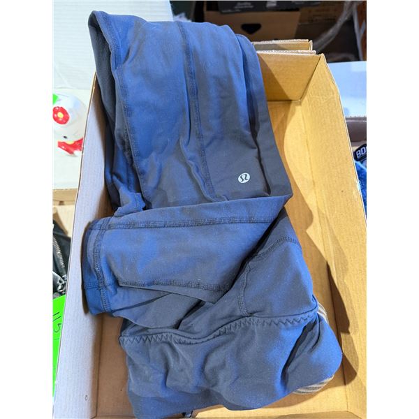 Lulu pants size not shown