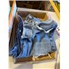 Image 1 : BDG size 29 jeans