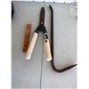Image 1 : Garden tools