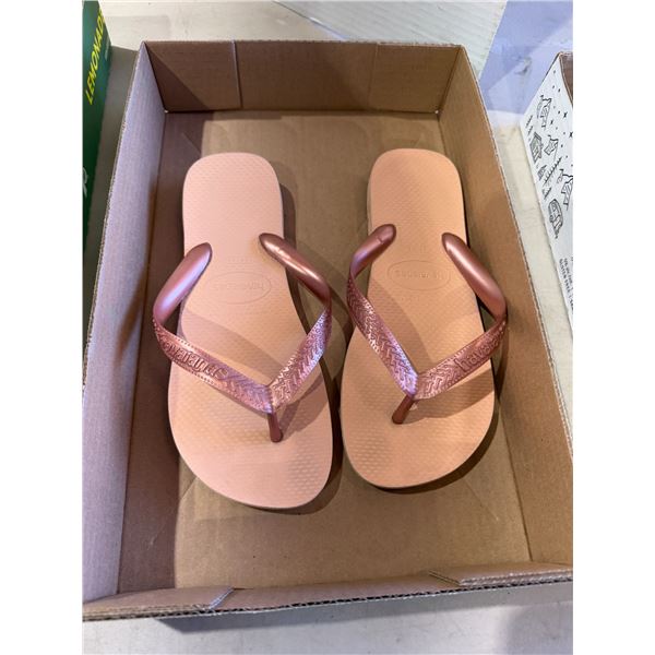 HAVAIANAS size 39/40