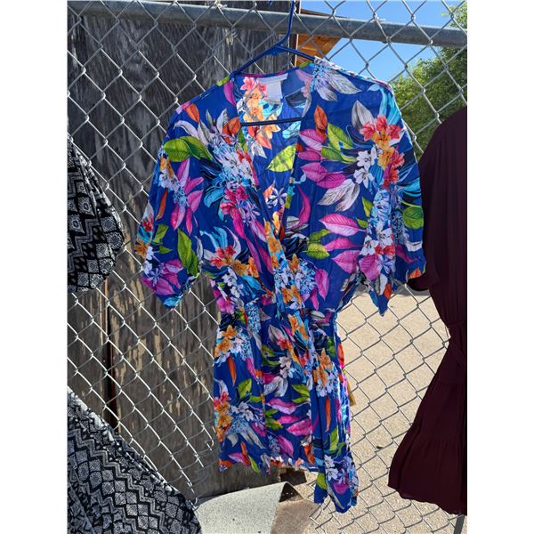 LABLANCA size medium dress