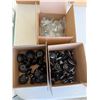 Image 1 : Drawer or cabinet knobs
