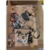 Image 1 : Costume jewelry