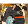 Image 2 : Clothing size small