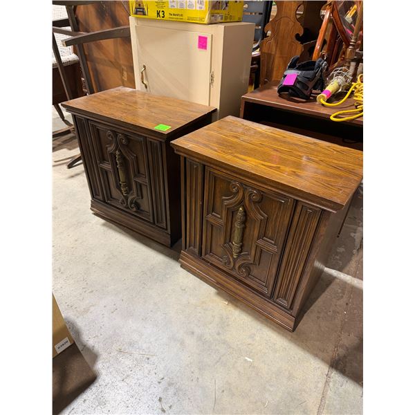 Pair of nightstands 25" x 16" x 26" tall