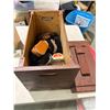 Image 1 : Shoe shine box