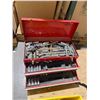 Image 1 : Toolbox and contents