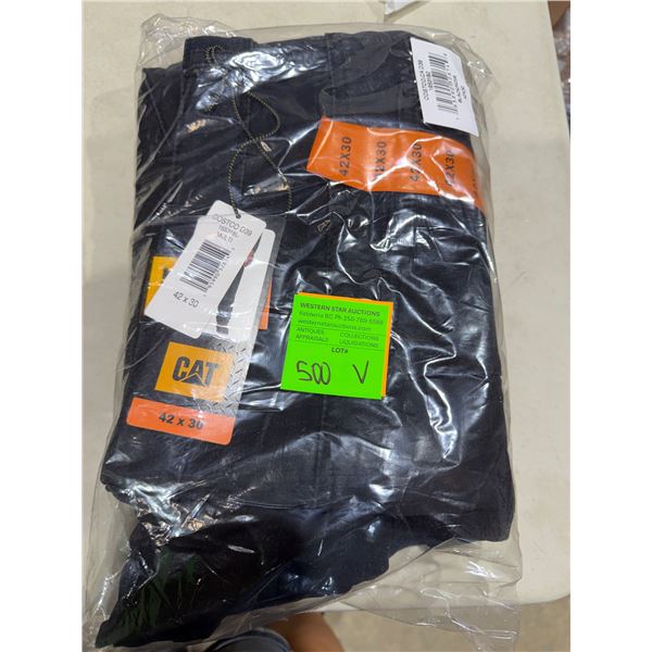 NWT CAT pants size 42 x 30