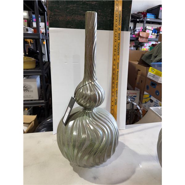 New metallic MAGURA vase