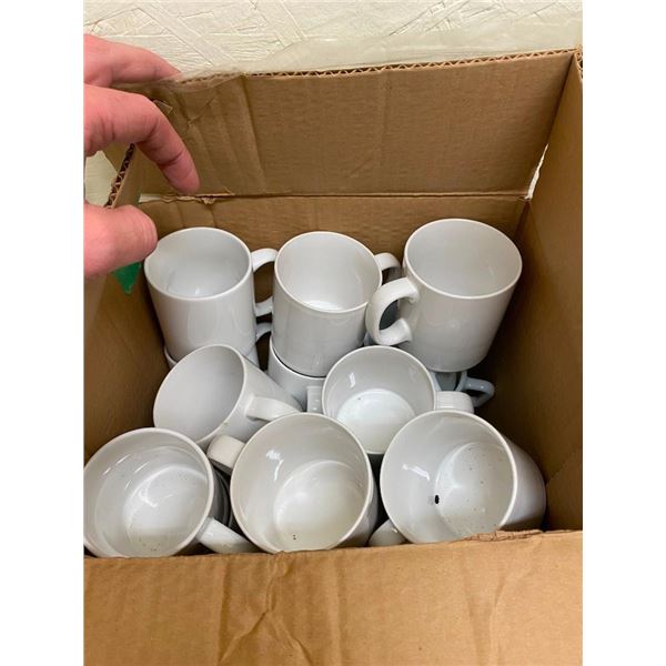 BOX LOT OF COFFEE MUGS