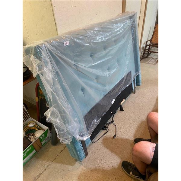 QUEEN SIZE HEADBOARD
