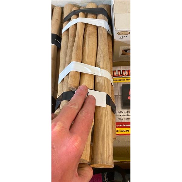 BUNDLE OF WOODEN HANDLES