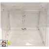 Image 2 : 2 ACRYLIC COUNTERTOP DISPLAY CASES