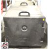 Image 1 : CAMBRO INSULATED FRONT LOADING FOOD PAN CARRIER