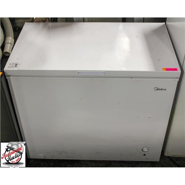 BAILIFF SEIZURE: MIDEA CHEST FREEZER