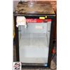 Image 1 : IMBERA GLASS DOOR COUNTERTOP COOLER