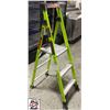 Image 1 : BAILIFF SEIZURE:4' LITTLE GIANT FOLDING STEPLADDER
