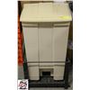 Image 1 : RUBBERMAID BIN W/ LID & PORTABLE DOLLY