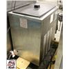 Image 5 : TAYLOR COUNTERTOP SOFT SERVE ICE CREAM DISPENSER
