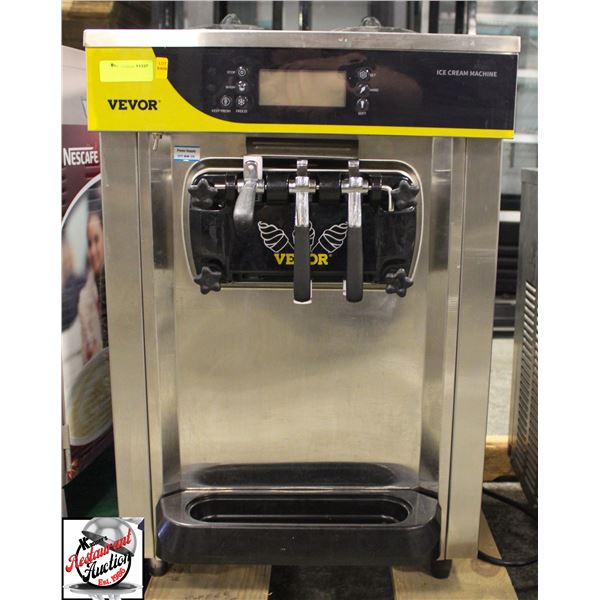 VEVOR TRIPLE HEAD ICE CREAM MACHINE