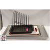 Image 1 : BAILIFF SEZIURE: LOT OF ASSORTED TRAYS, BUN PANS,