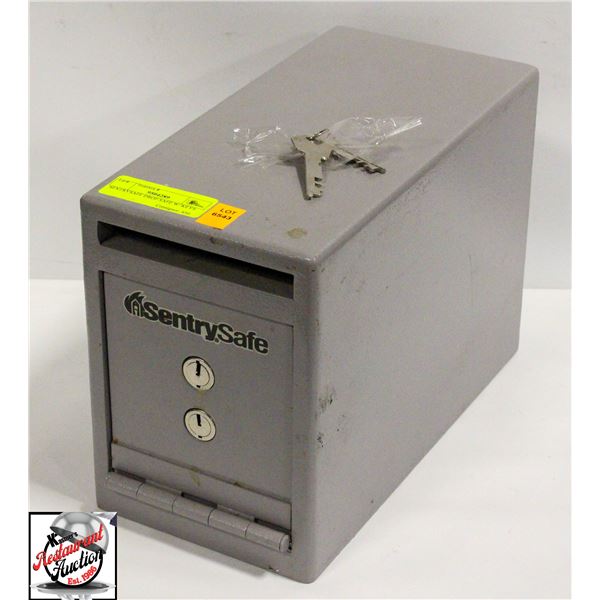 SENTRYSAFE DROP SAFE W/ KEYS