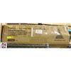 Image 1 : 7.5' PRE-LIT ARTIFICIAL CHRISTMAS TREE