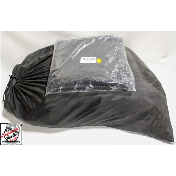 RUCKSACK OF BLACK TABLE CLOTHS