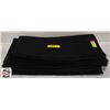 Image 1 : 7 TEXTILE PRODUCTS BLACK 21" X 21" NAPKIN