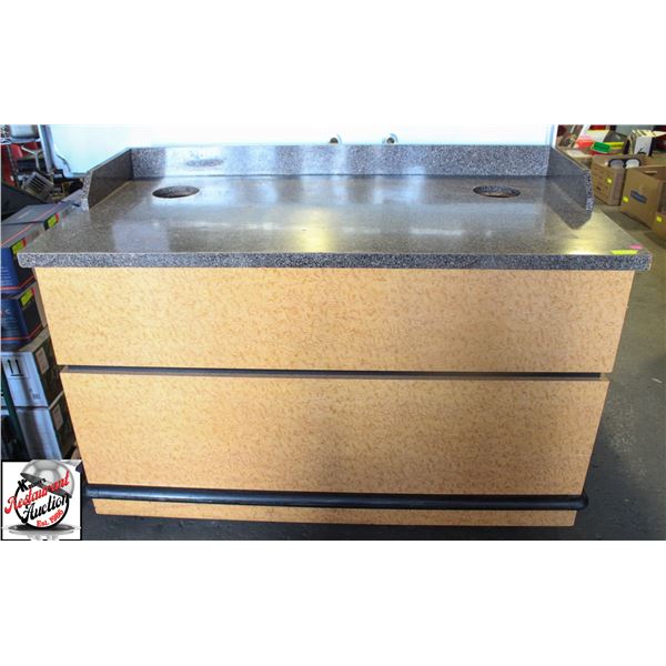 5' WOODEN CABINET COUNTER MOBILE ON CASTERS