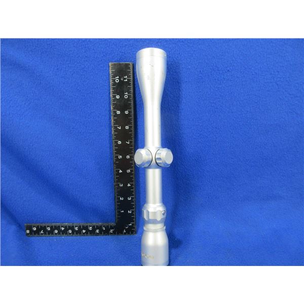 Tasco World Class 3-9x40 Scope - 1" Tube, Appears Clear, Duplex Reticle