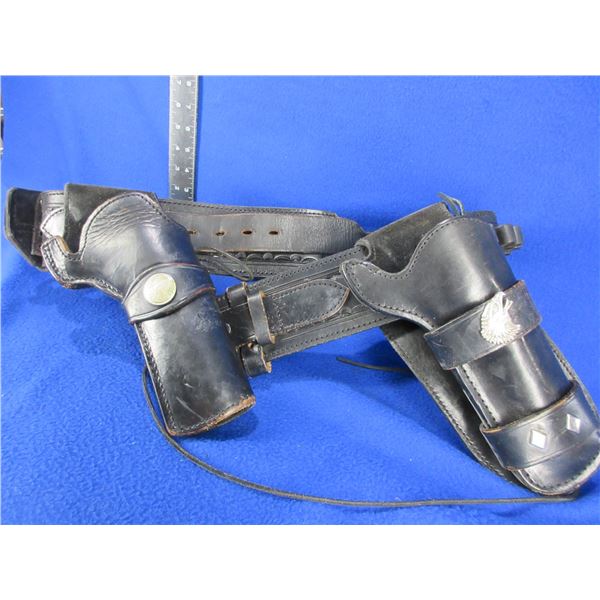 Leather Ammo Belt with 2 Holsters & Mag Pouch - Size 36, 44 40 Cal.