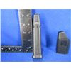 Image 4 : 9MM Glock 19 - 10 Round Magazine with Speed Loader - PAL Required
