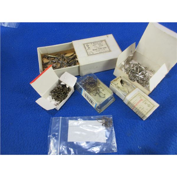 6 Packages of Vintage Mustad Fly Hooks
