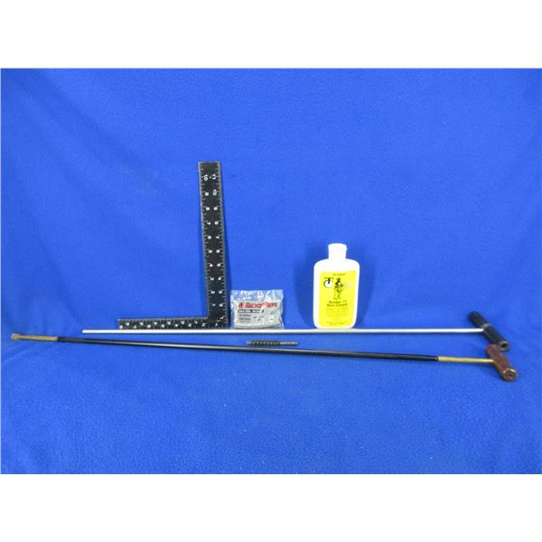 Cleaning Rod (As Is), Muzzleloading Ramrod, T/C No. 13 Bore Cleaner, 50 Cal. Sabots