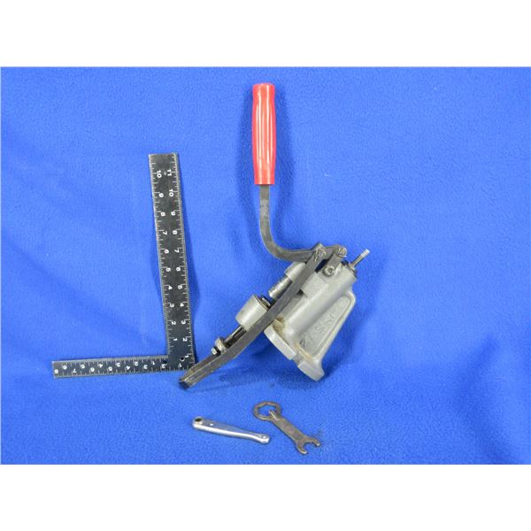 Vintage Lyman 450 Reloading Press with 2 Wrenches - As Is