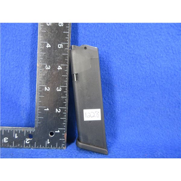 9MM Luger Glock 19 - 10 Round Magazine - PAL Required