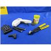 Image 5 : Lot of Misc. - 38 Spl 6 Round Moon Clips x 21, Moon Clip Tool, Moonsetter, Pouch, Etc.