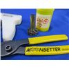 Image 7 : Lot of Misc. - 38 Spl 6 Round Moon Clips x 21, Moon Clip Tool, Moonsetter, Pouch, Etc.