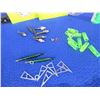 Image 2 : Lot of Misc. Archery - Broadheads, Bowstring Wax, Field Points, Vanes, Nocks, Etc.