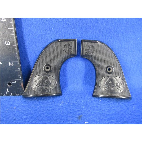 Beretta Stampede Polymer Grips with Screw