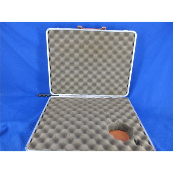 Gun Guard Handgun Case - 17 3/4" x 13 3/4" x 4 1/4" - No Key