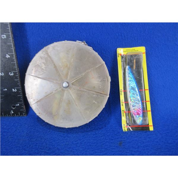 Vintage Lift & Turn Circular Fly/Tackle Case with Tackle