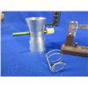 Image 2 : Redding Scale, RCBS Powder Trickler, Funnels, Pouch, Magnifying Glass