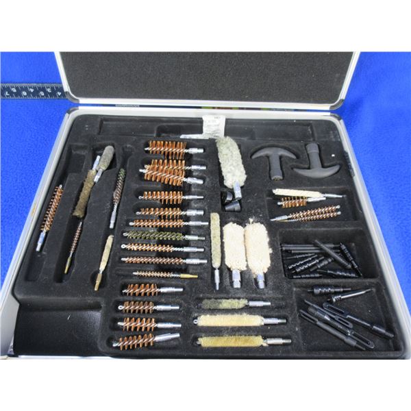 Gun Cleaning Kit - Rods missing but lots of assorted cleaning brushes